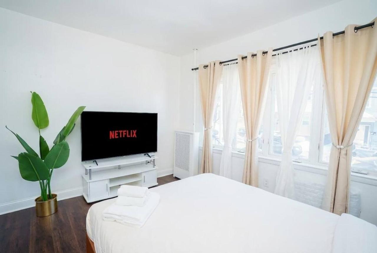 Pet Friendly Jersey City Apartment Near NYC Sleeps 6 with Easy Manhattan Access - 5