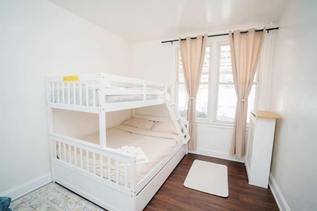 Pet Friendly Jersey City Apartment Near NYC Sleeps 6 with Easy Manhattan Access - 2