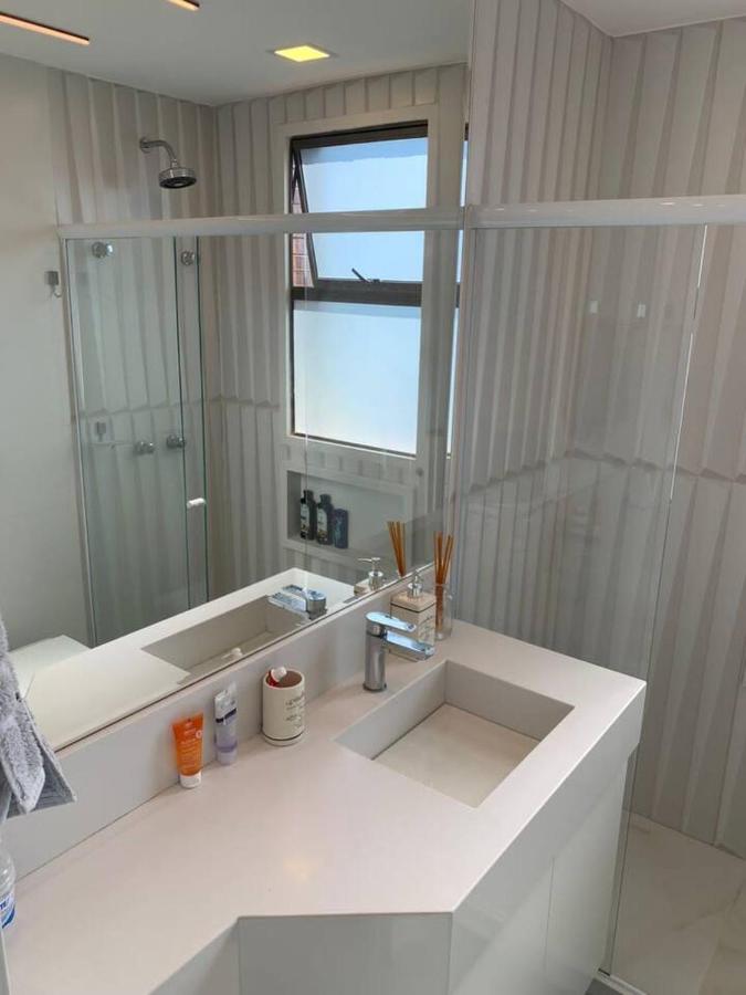 Apartamento espetacular frente mar na Barra - 3