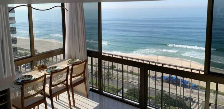 Apartamento espetacular frente mar na Barra - 5