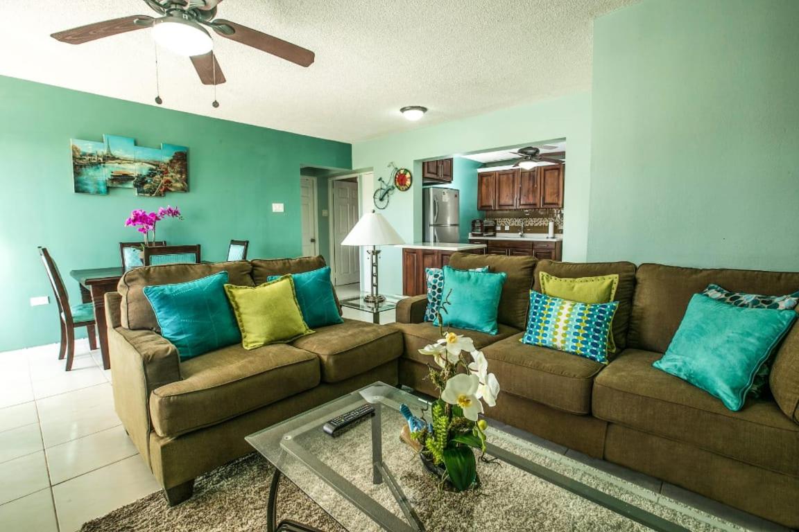 Book a Cozy Getaway: Near Bob Marley Museum