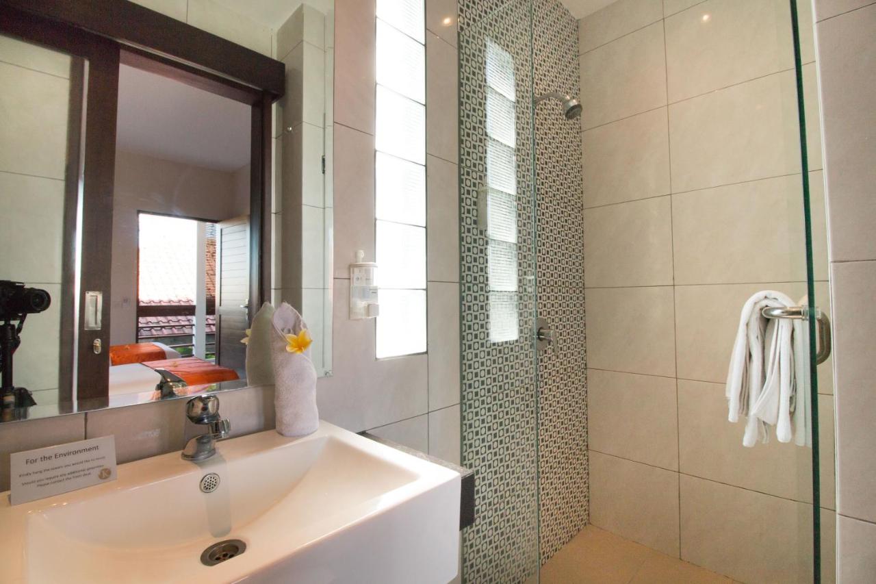 The Pavilion Hotel Kuta - 3