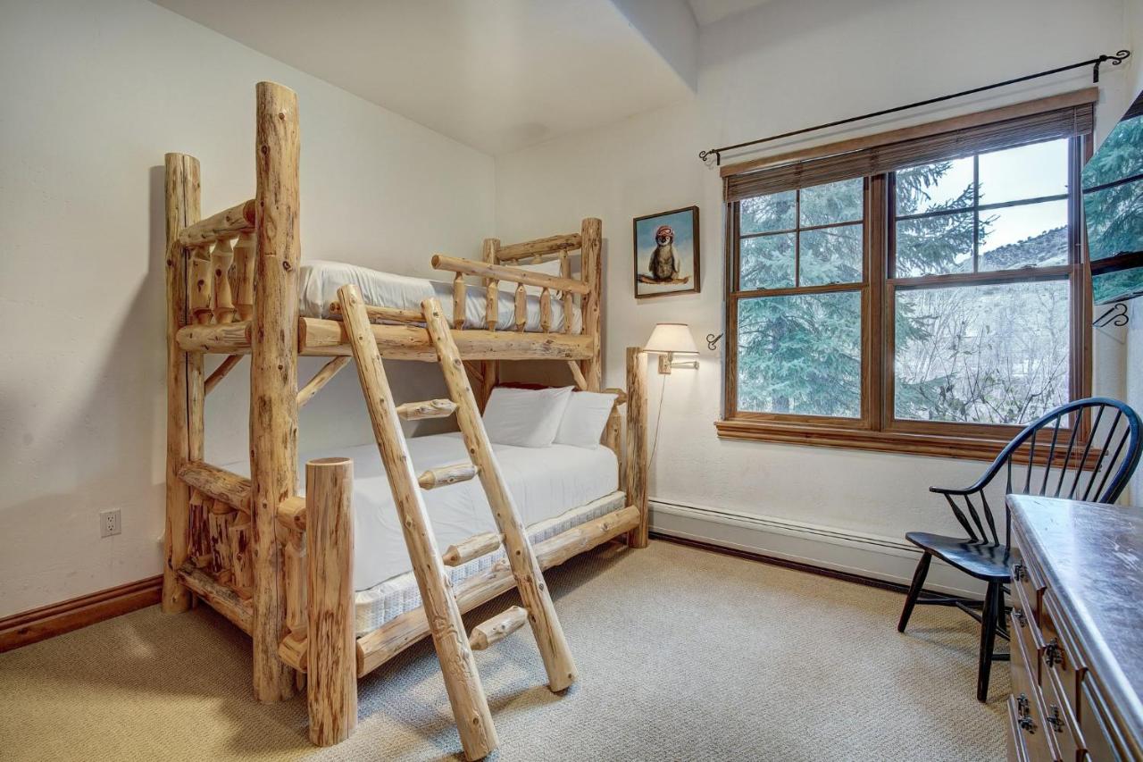 Lodge at Brookside — photo 2