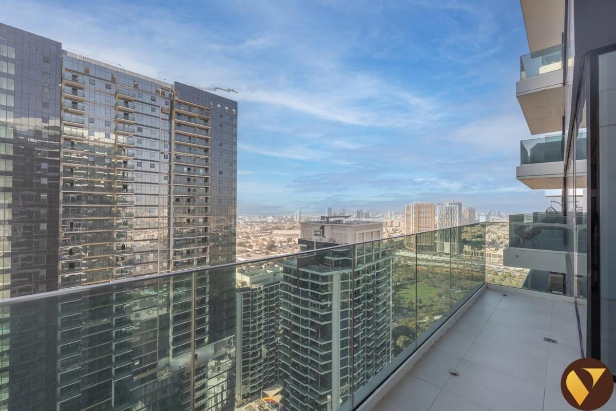 Vogue Vacation Homes, Al Wasl 1 Residences Near Zabeel Park and World Trade Centre, Two Bedroom Apartment with Balcony with City View, Access to all Amenities, Walkable to Max Fashion Metro Station - 3