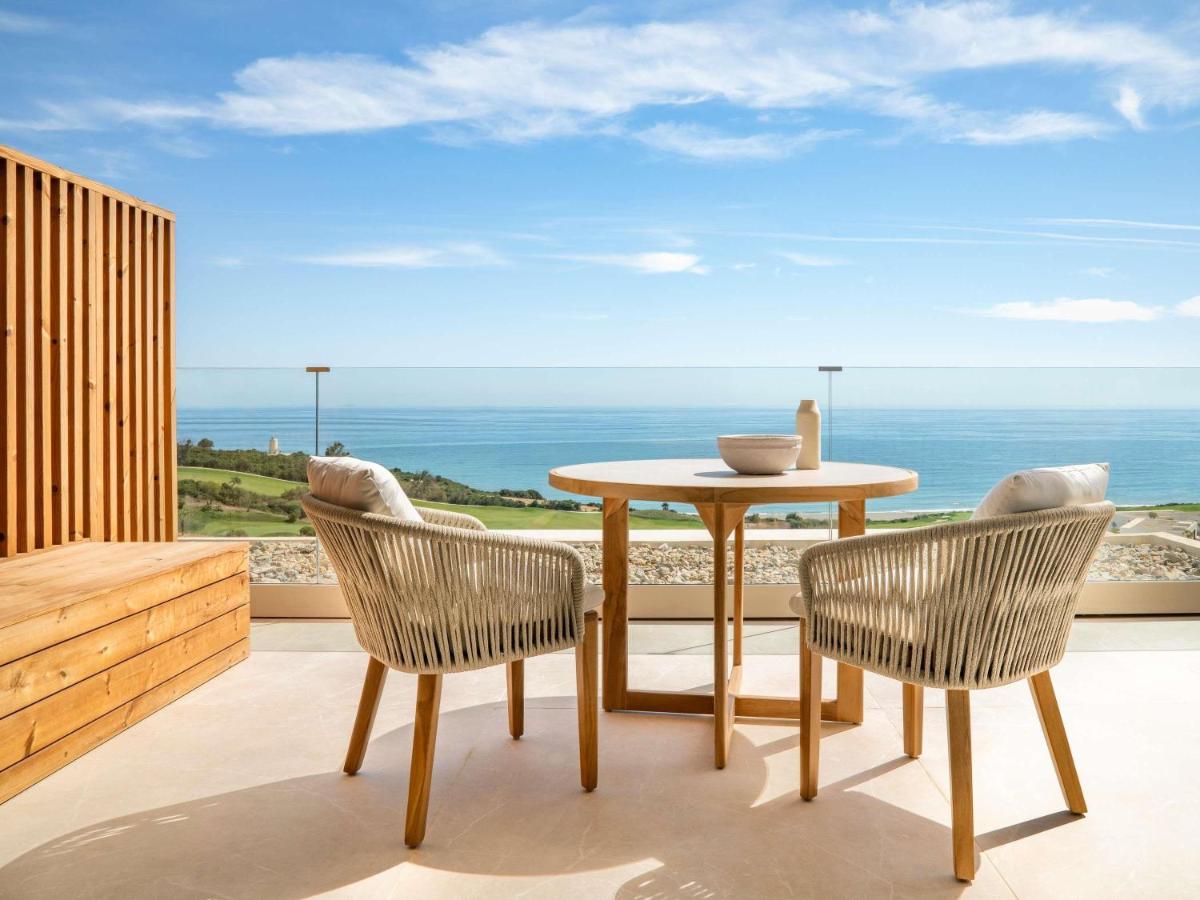 SIROCO 4 BEDROOM VILLA 4 King - 720sm, Sea view, private pool, full kitchen, living room