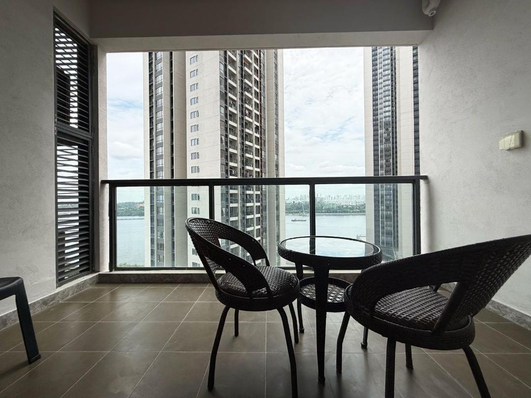 R&F Princess Cove 3BR JB-Singapore CIQ Town - 3
