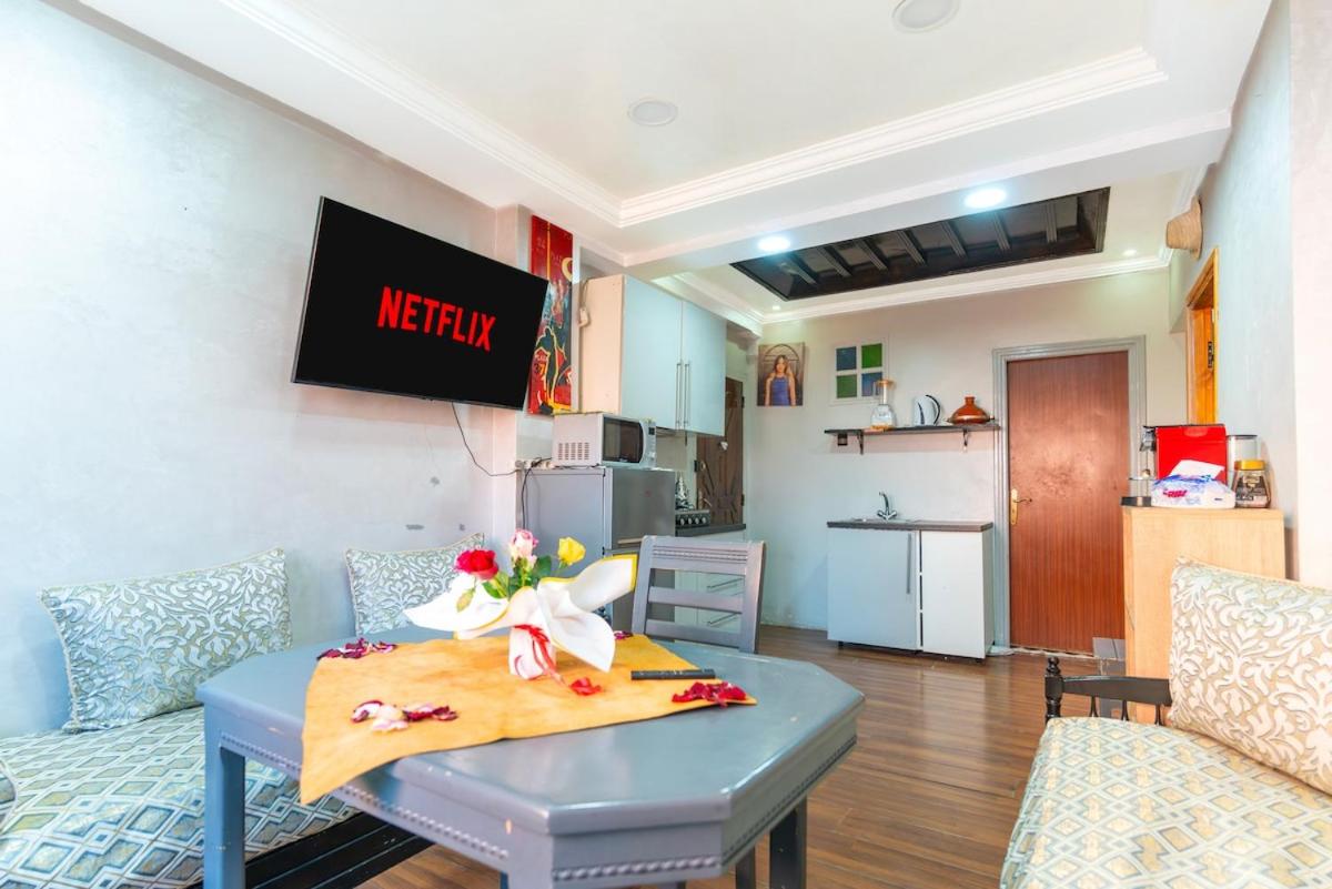 Heart of Gueliz - Nice 2BR Flat near Train Station