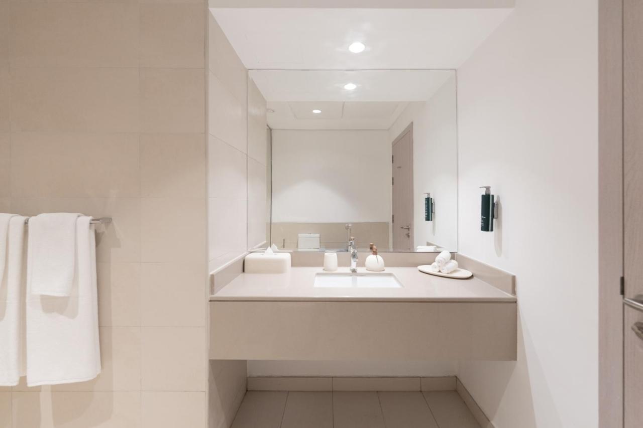 One Bedroom Apartment by Otolo Homes with Free Yas Theme Park Tickets - 3