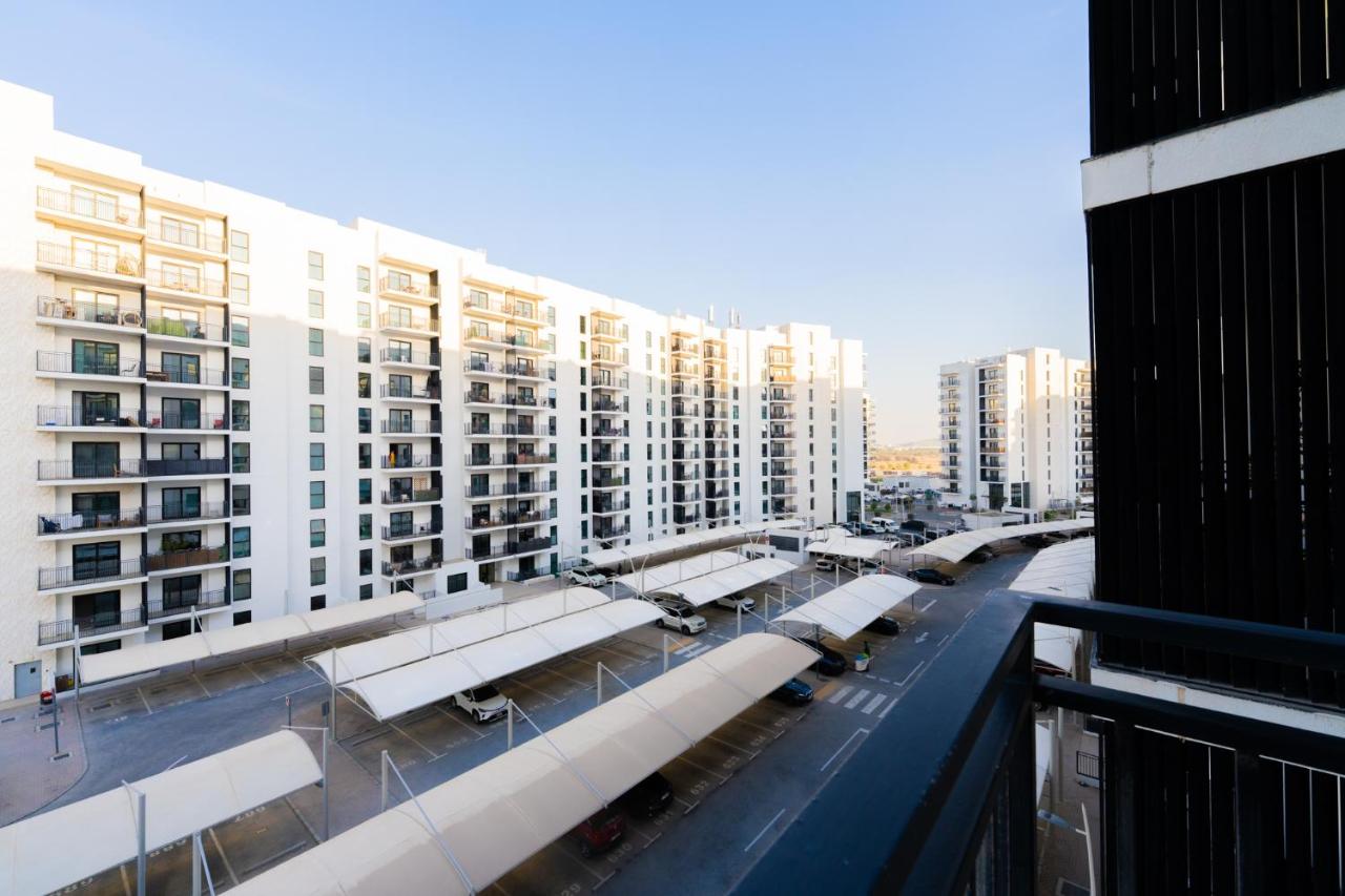 One Bedroom Apartment by Otolo Homes with Free Yas Theme Park Tickets - 2