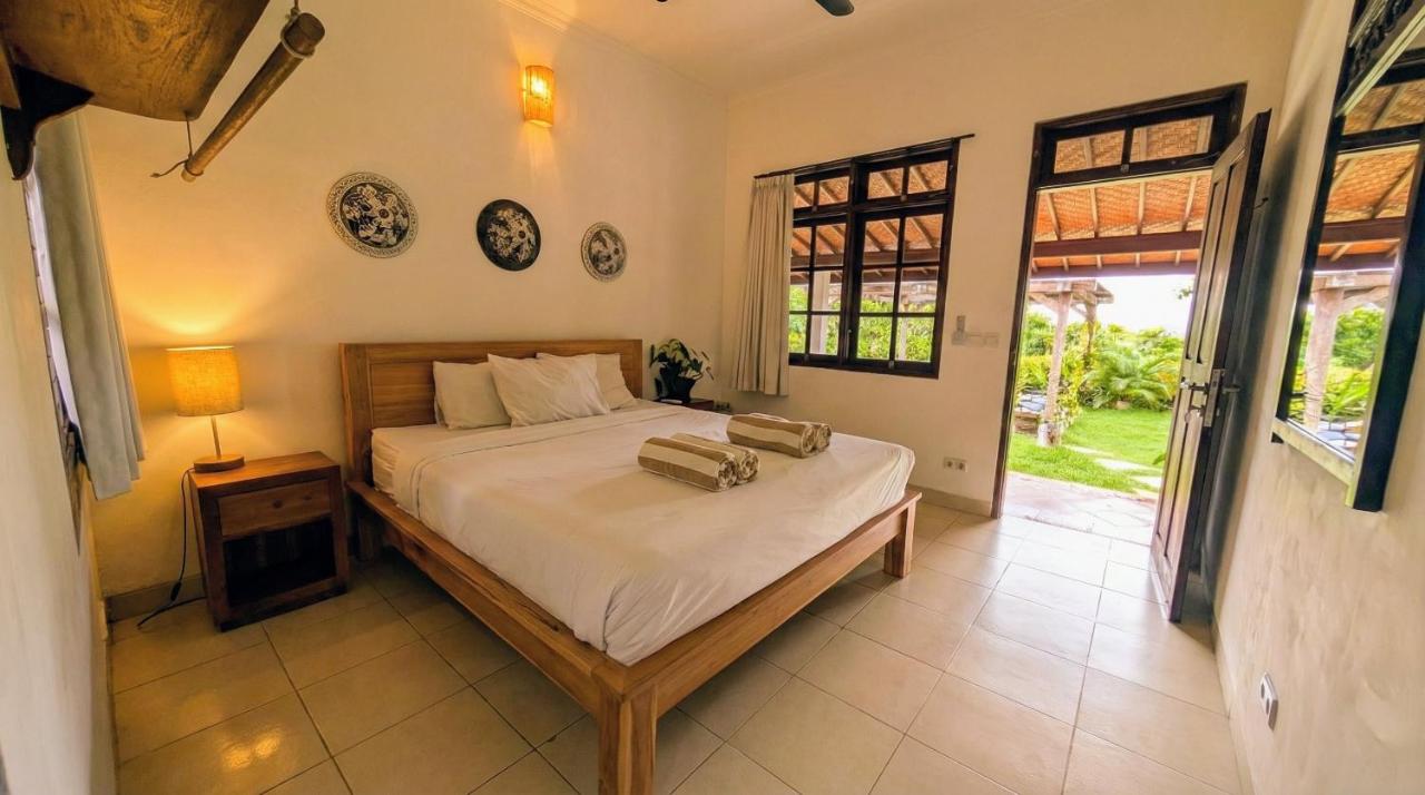 Uluwatu Surf Ranch - Ocean View Hacienda - 2