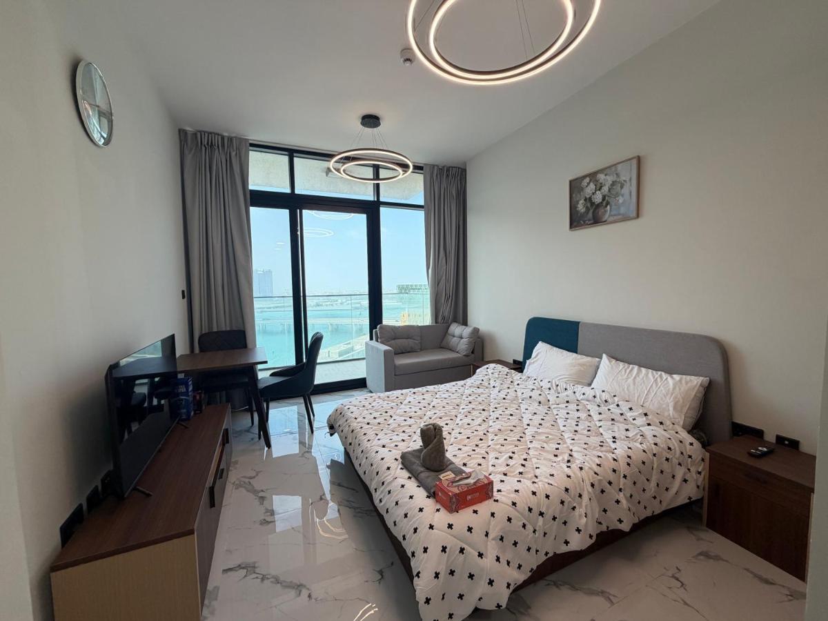 Luxury canal view studio - 2