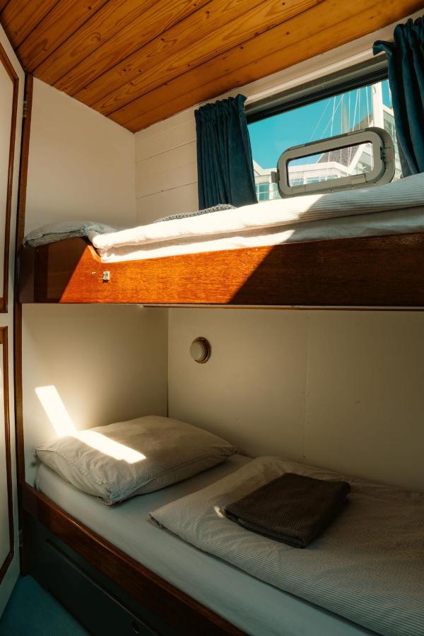 Orginal Dutch houseboat city center 'ZIJP' - 5