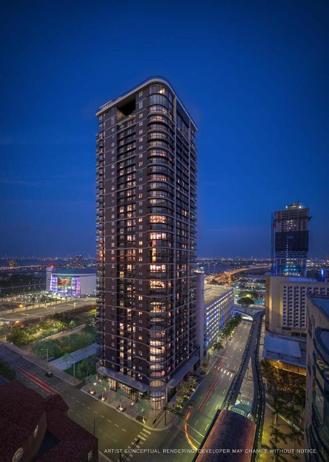 Rooftop Pool - Downtown Miami - Condo with Den - 5