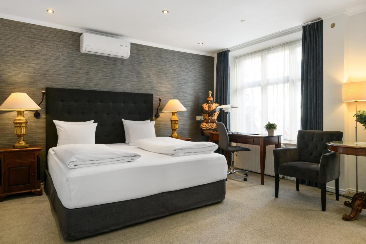 Hotel Tiffany - 5