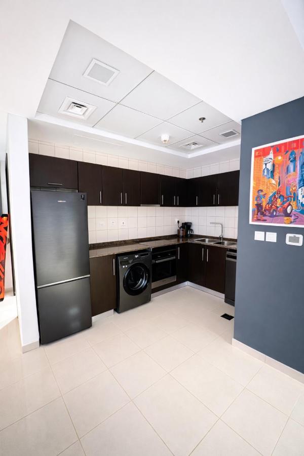 Modern 1BR Marina 3mins walk to JBR Beach & Tram - 5