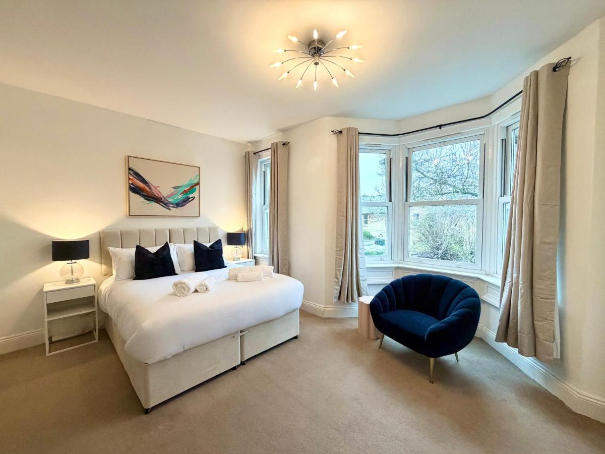 Charlie Langley Properties - Sleeps 10 - 3