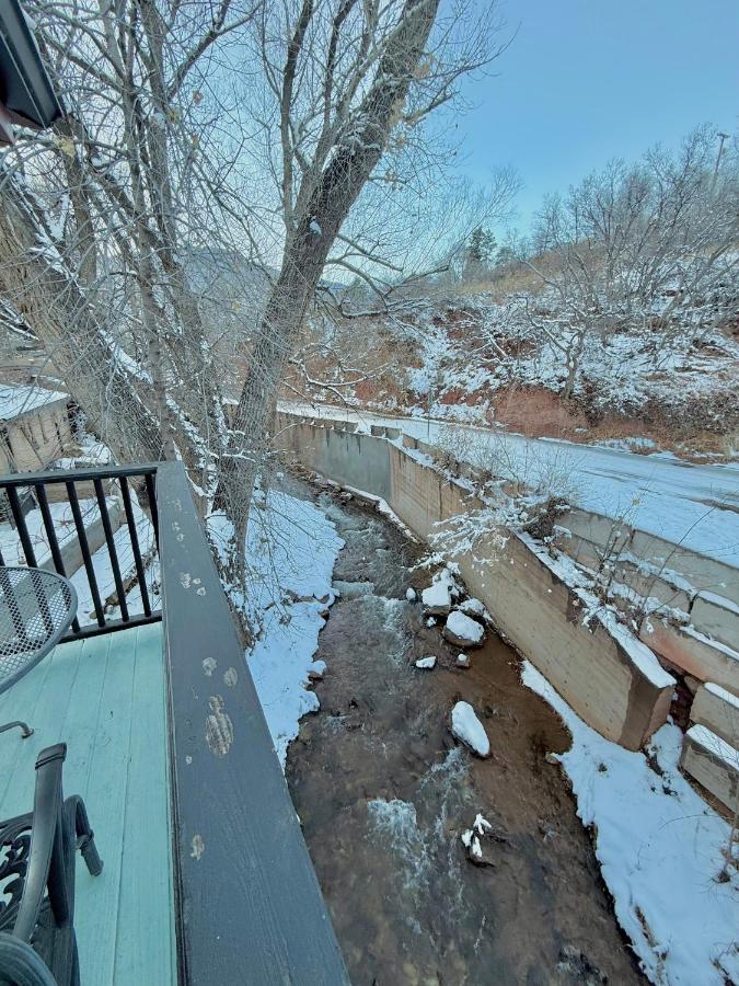 Pikes Peak Inn — photo 24