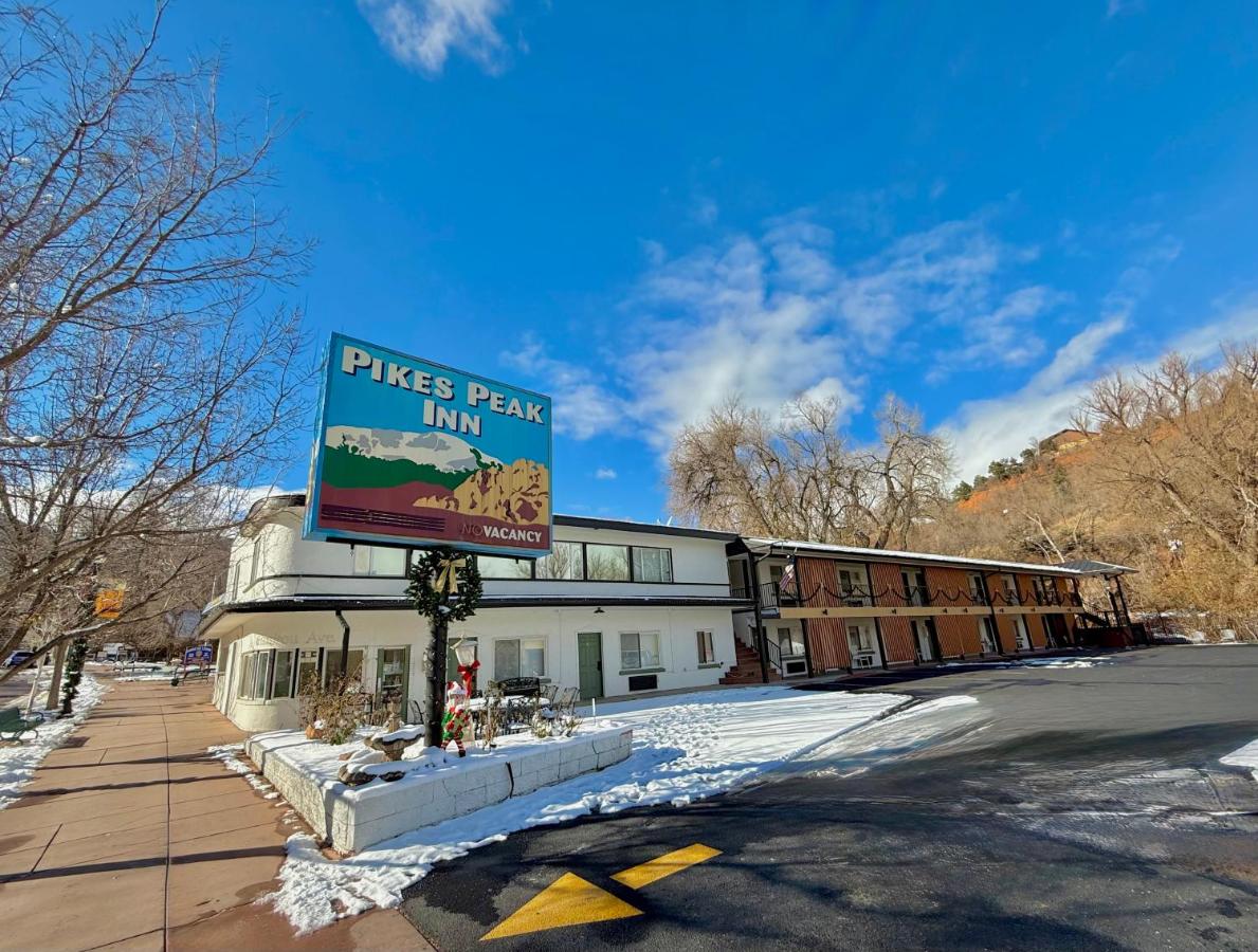 Pikes Peak Inn — photo 1