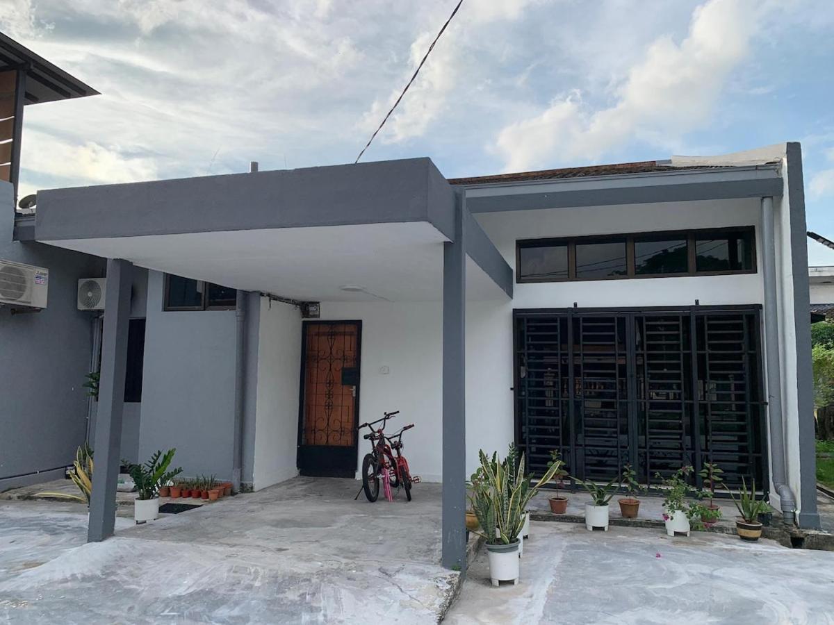 ReenRul Homestay, Taman Air Biru, Pasir Gudang - 5