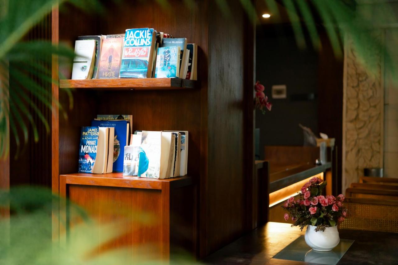 Fourteen Roses Beach Hotel - 4