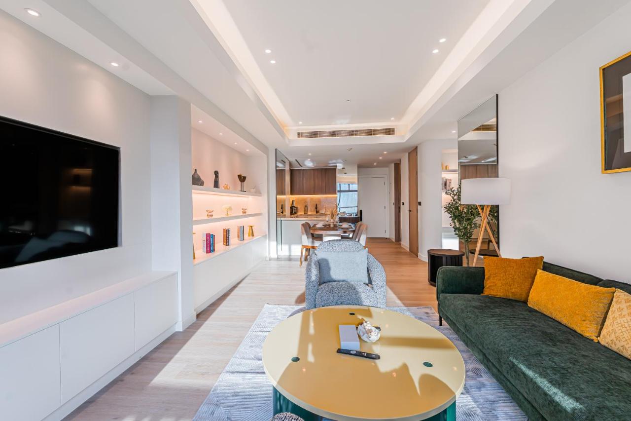 Escape24 Upgraded 1BR Al Bahar with Partial Burj & Fountain View - 3