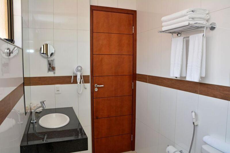 Lis Hotel photo