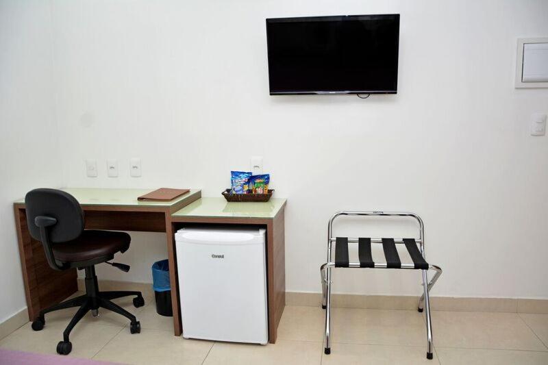 Lis Hotel photo