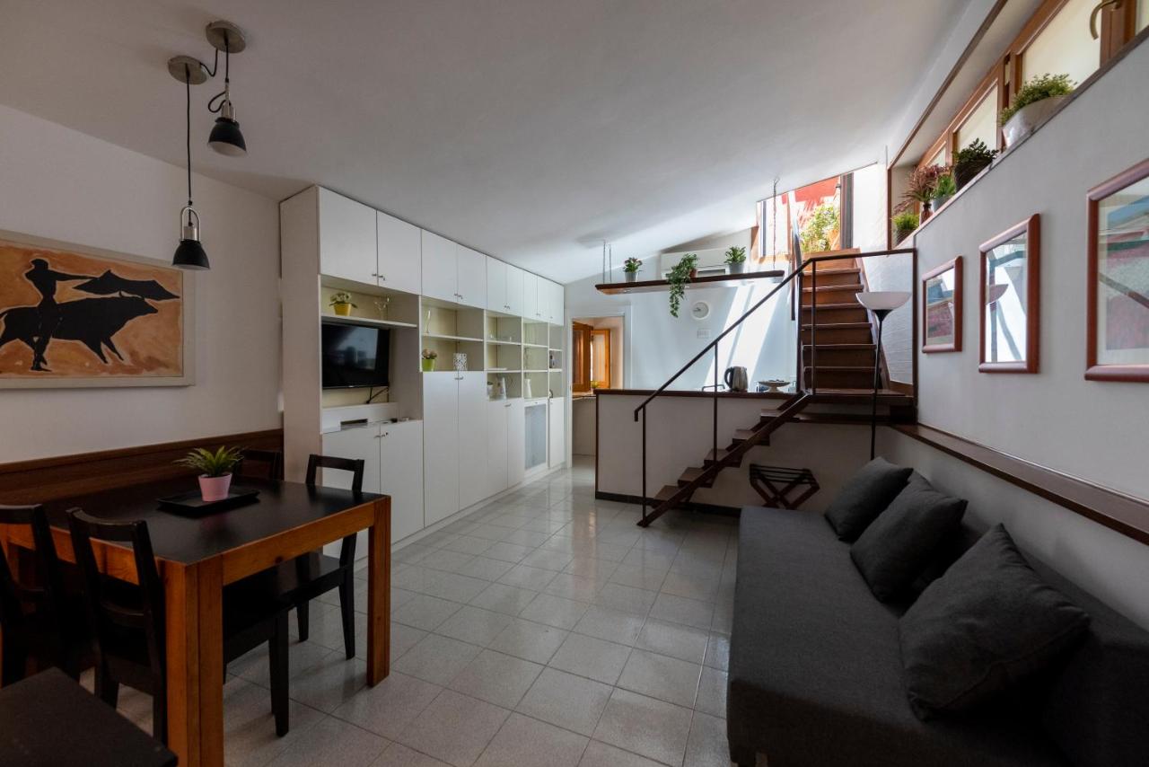 Colosseum Cottage - 5