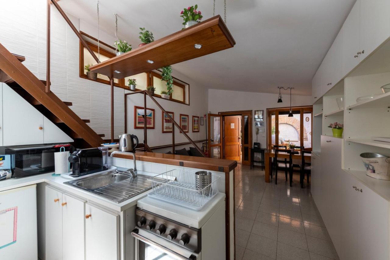 Colosseum Cottage - 4