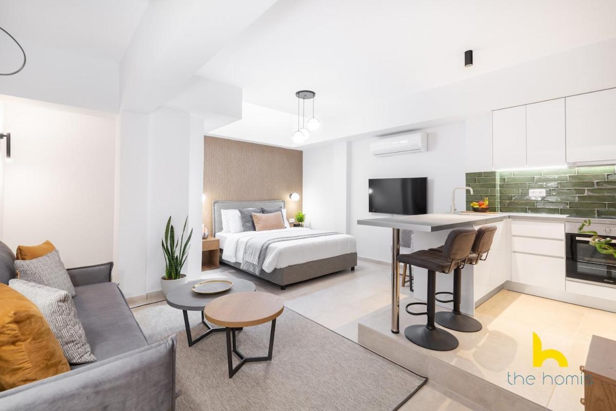 Modern Studio with Ceiling Window near The Acropolis - 5