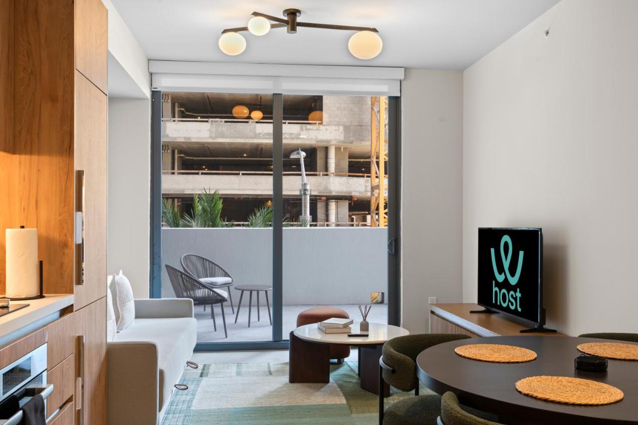 Modern Condo in Downtown Miami Near Bayside - 5