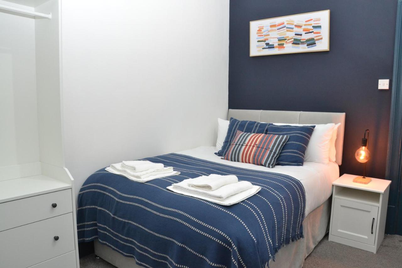 Standard Double Room with Shared Bathroom