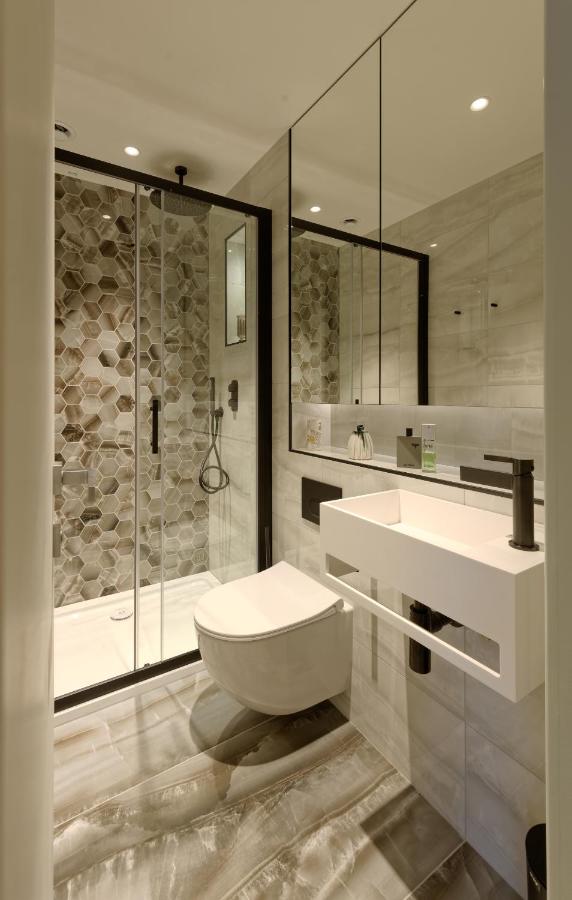 South Kensington Studios by D'Montrio - 4