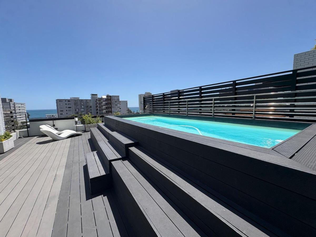 Stylish Sea Point Two Bedroom Apartment - 4