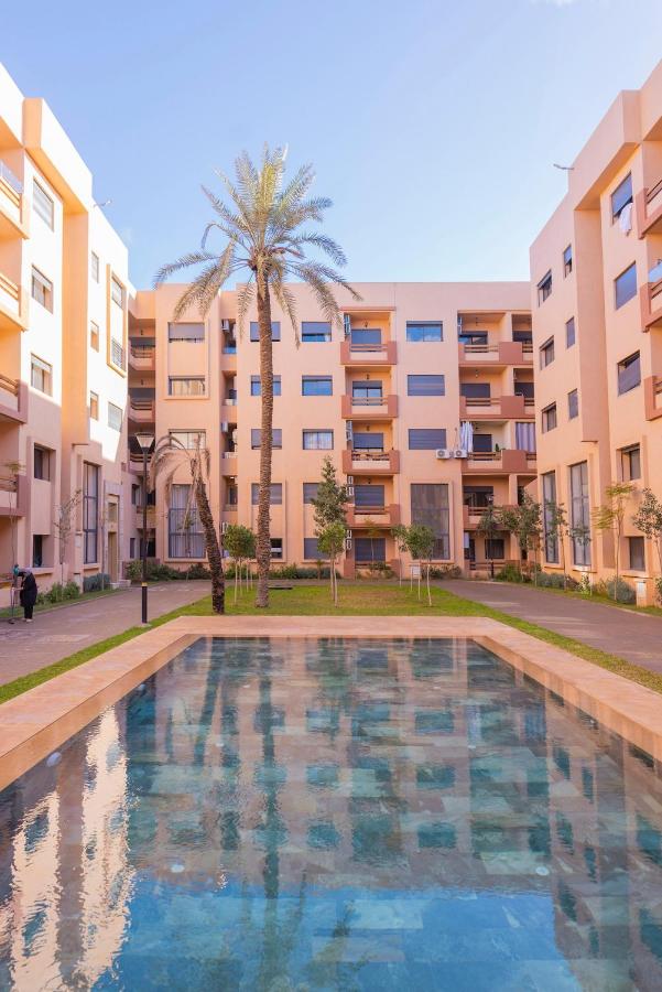 Sublime 3-bedroom duplex with pool - 4