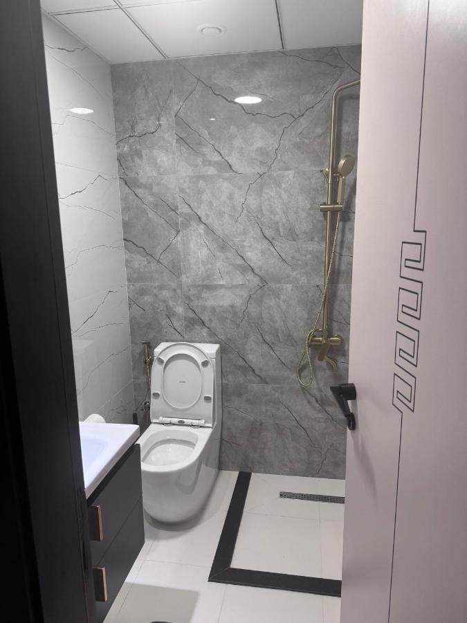 Skyz by Danube Studio Apartment in Arjan , Pool, Gym & Near Miracle Garden - 3