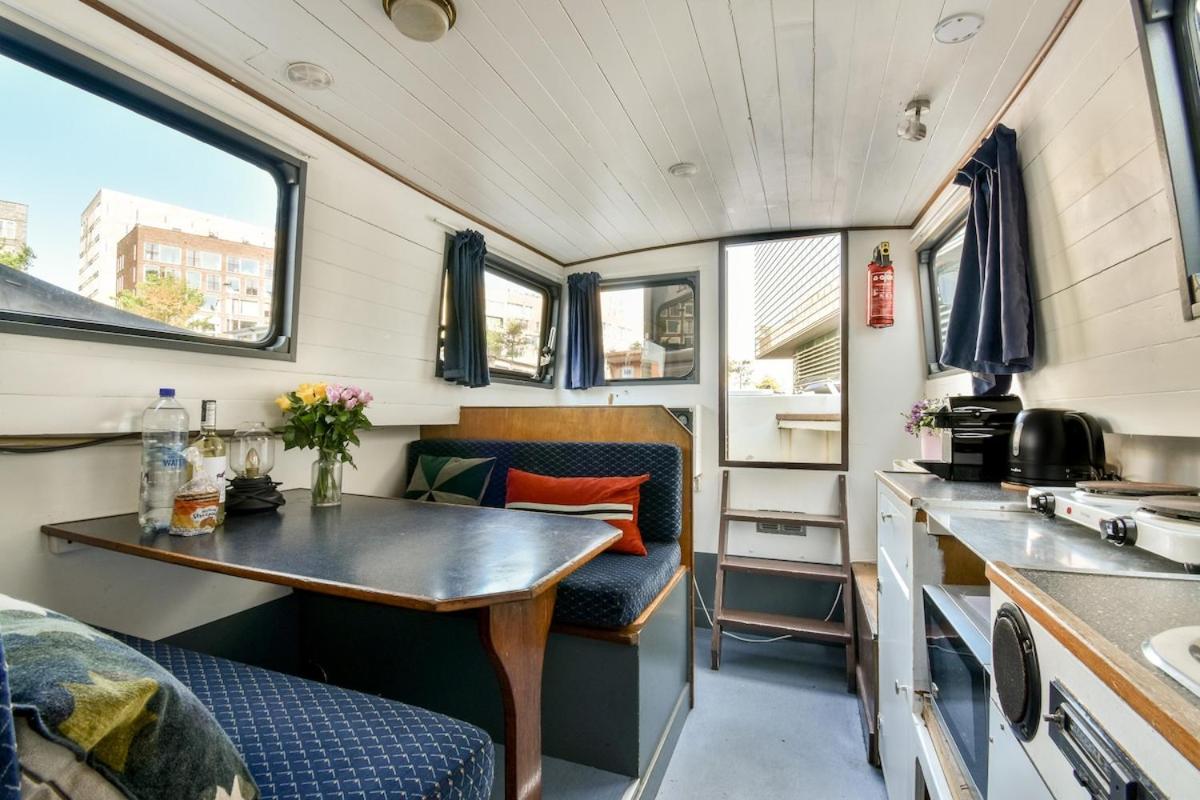 Orginal Dutch houseboat city center 'WIEL' - 2