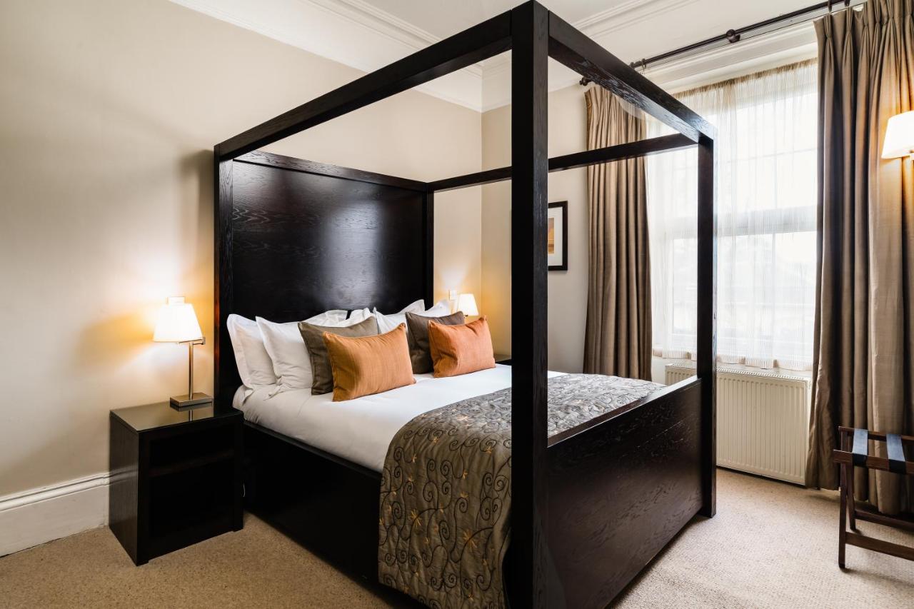 Deluxe Double Room with Four-Poster Bed - Non-Smoking