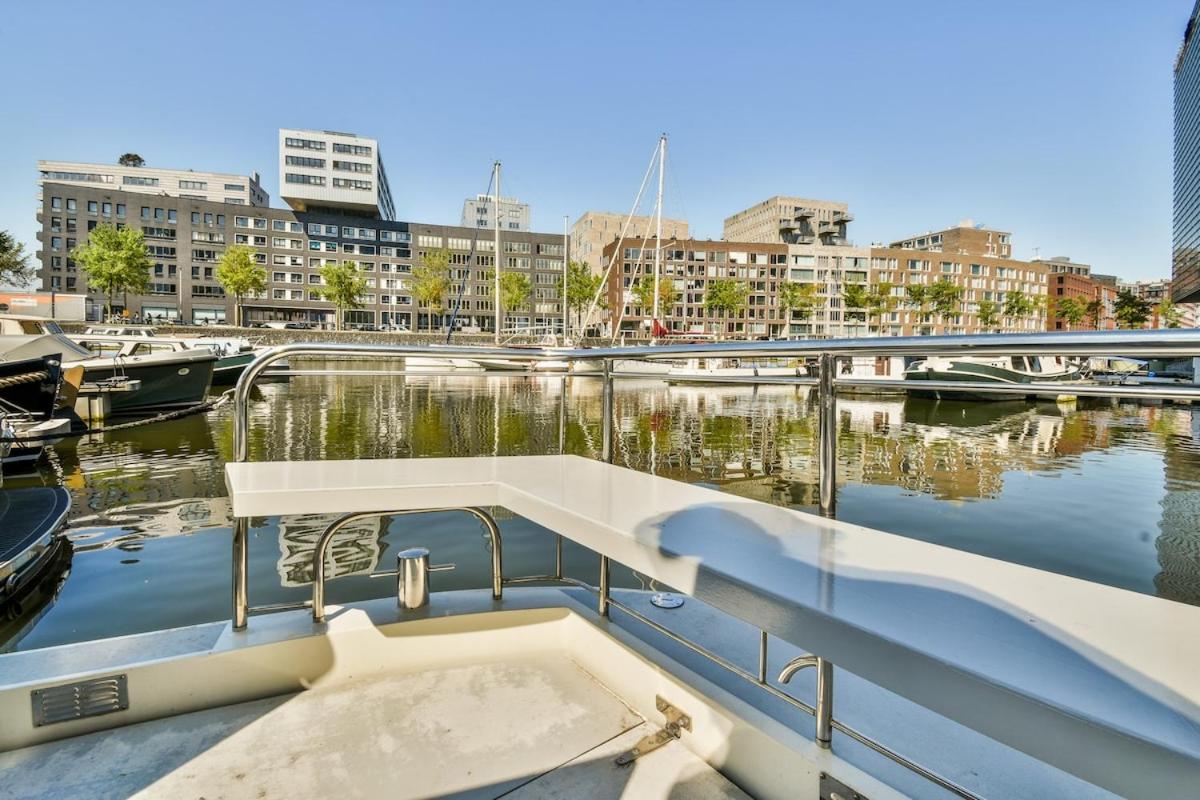 New houseboat center Amsterdam 'Fenke' - 5