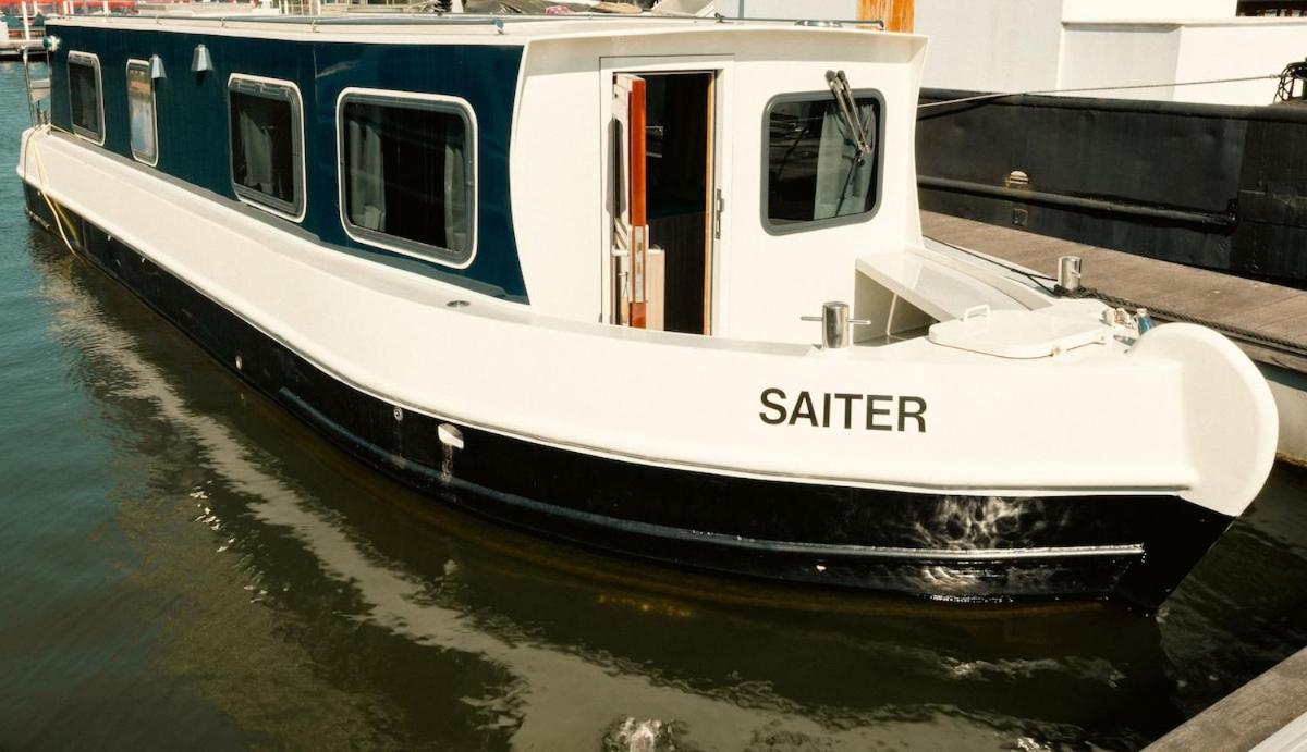 New houseboat center Amsterdam 'Saiter'