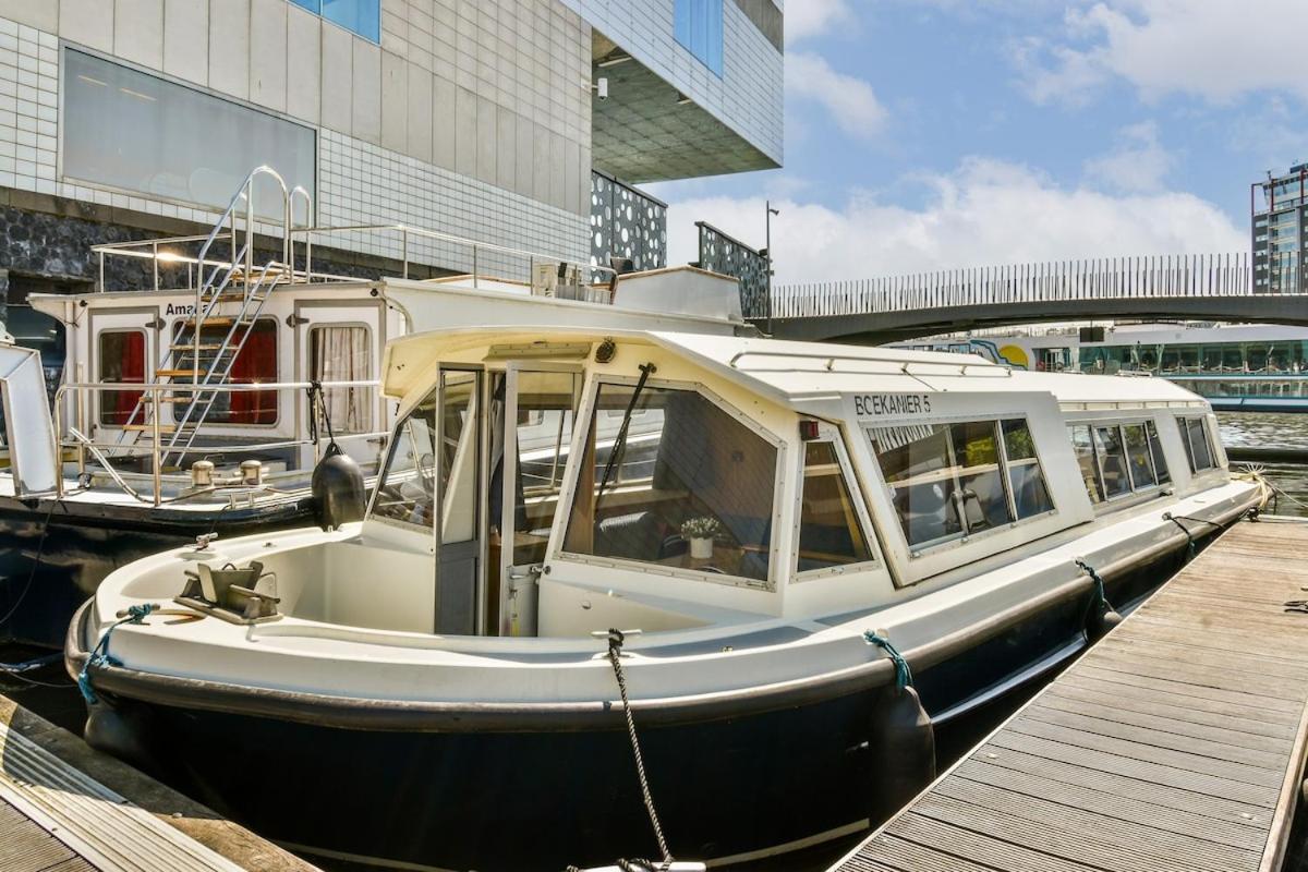 Comfortable boat city center 'Boekanier 5'