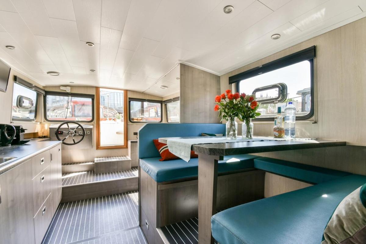 Brand new boat city center Amsterdam 'Dolte' - 4