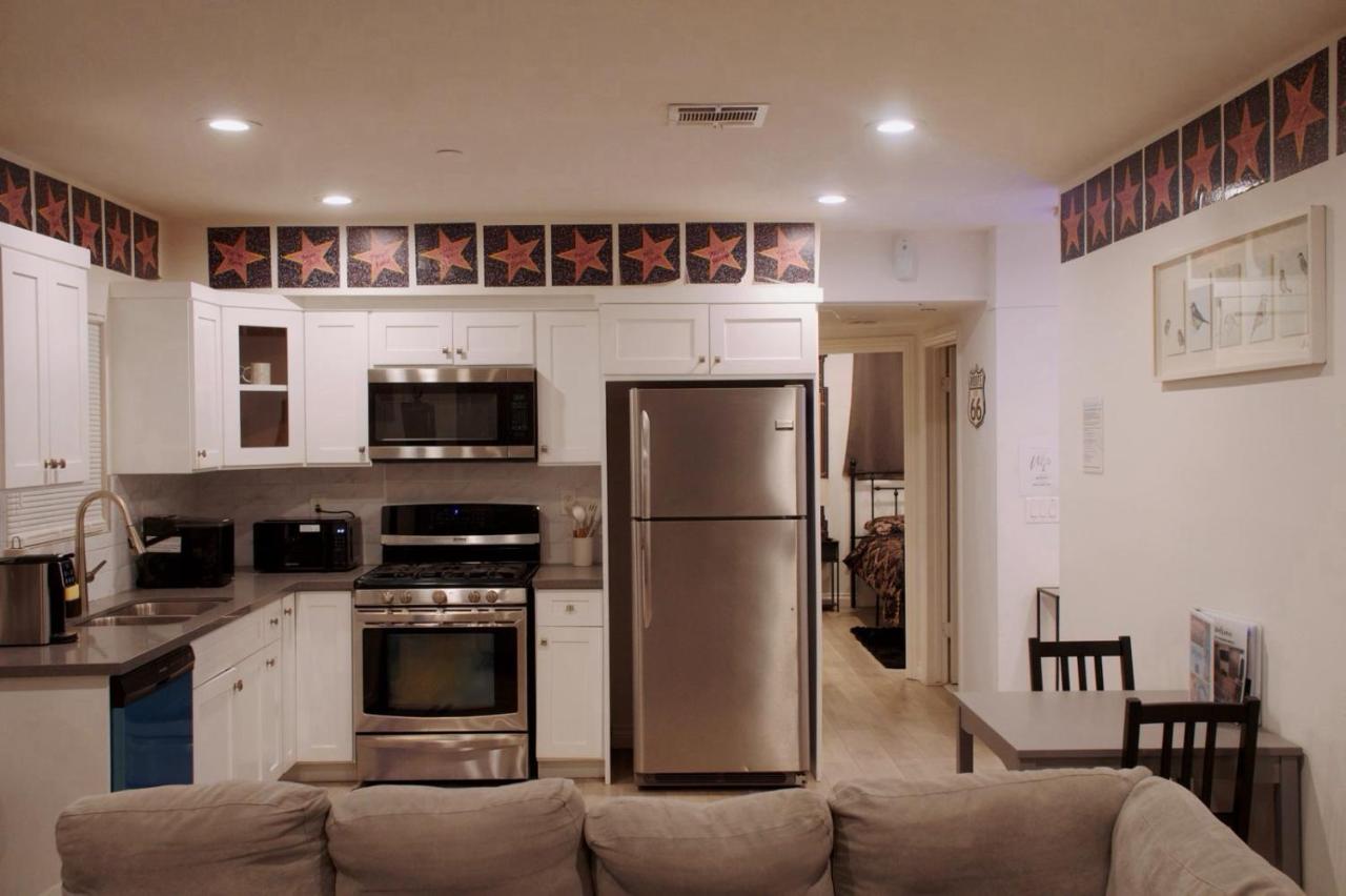 Themed Townhouse Retreat Near LAX and Sofi - 4