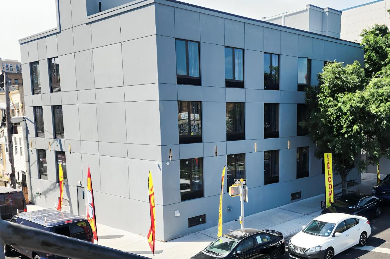 Hotel Fuego Bronx near Yankee Stadium - 4