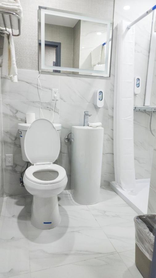 Hotel Fuego Bronx near Yankee Stadium - 5