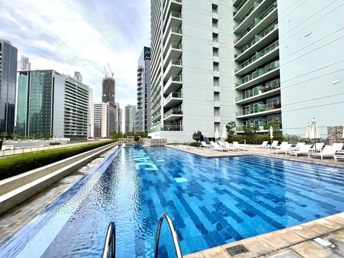 Chic 1BR With Burj Views And Near Dubai Mall - 3