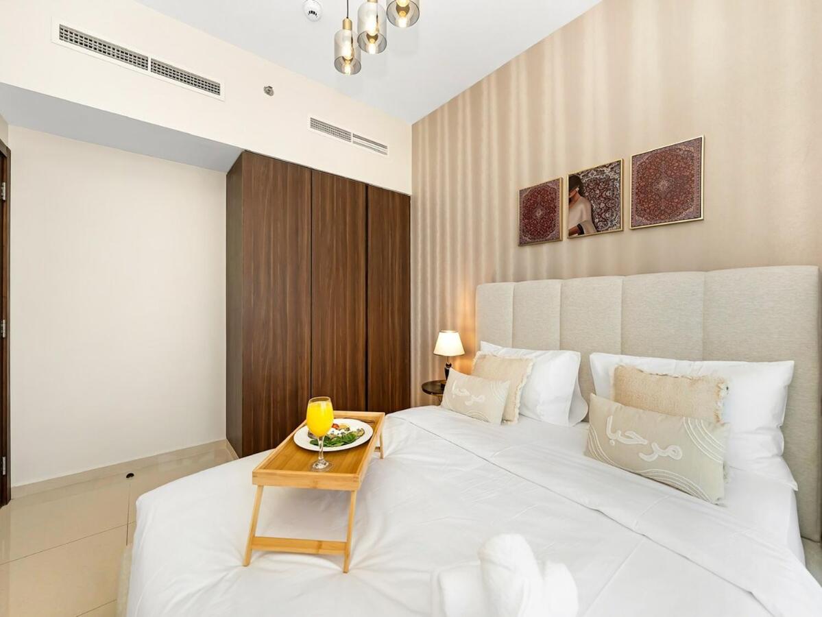 Chic 1BR With Burj Views And Near Dubai Mall - 5