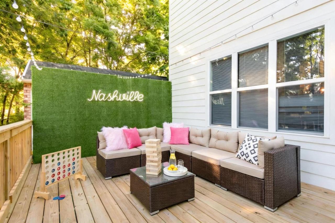 Booking Fast 12 Beds Large Yard Free Parking - 2