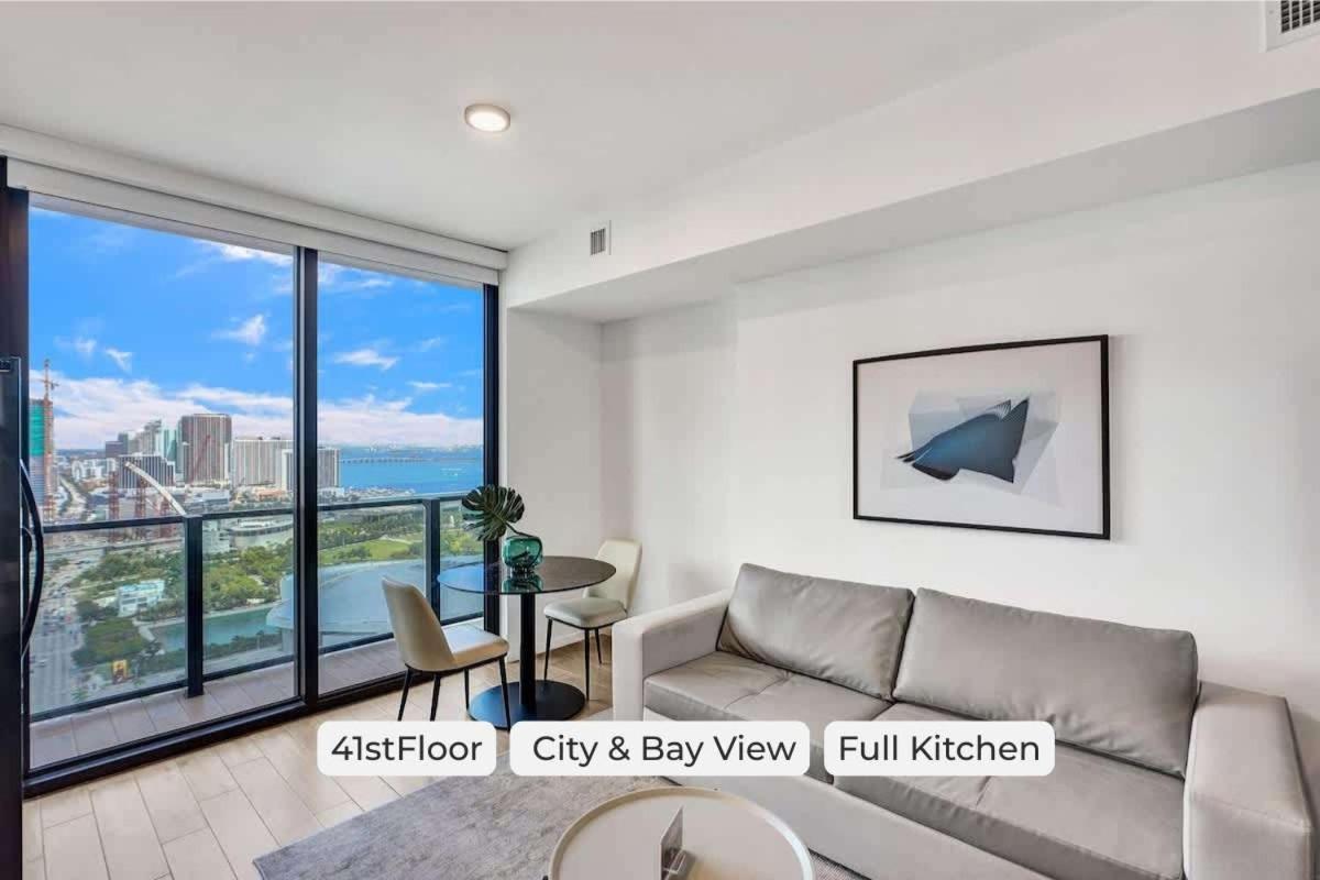 4102 Lux Miami Studio City Bay Views