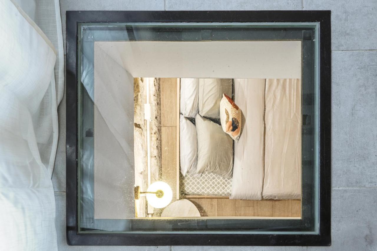 Parisian Nest I Stone Walls & Authentic Charm - 3